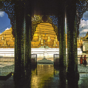 Shwe Mawdaw Pagoda , Bago, Myanmar